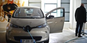 Les Autolibs et la voiture électrique Zoé jugées non «écologiques»