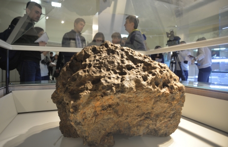 Des chercheurs reconstituent la météorite géante de Tcheliabinsk