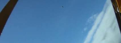 Norvège : un parachutiste frôlé par une météorite