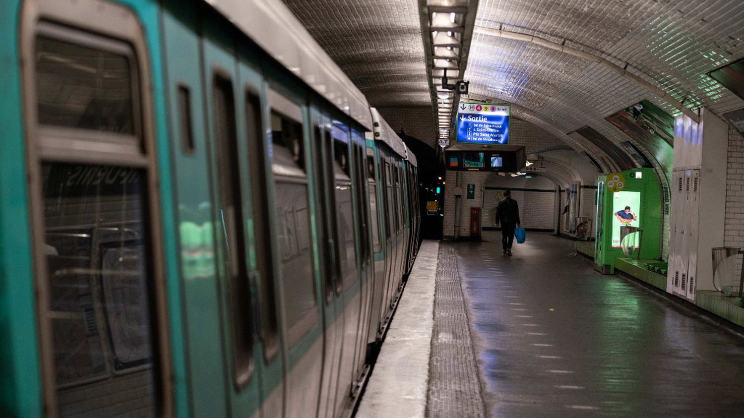 L'association Respire porte plainte contre la RATP pour dénoncer les niveaux de pollution dans le métro