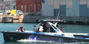 'The New Era', le premier bateau au monde qui fonctionne à l'hydrogène présenté à Marseille