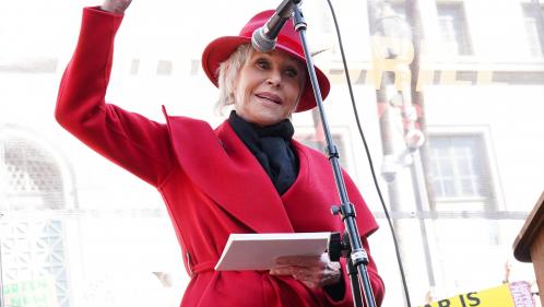 VIDEO. Climat : 'Mobilisez-vous, vous êtes une armée sans violence', l'appel à la désobéissance civile de Jane Fonda