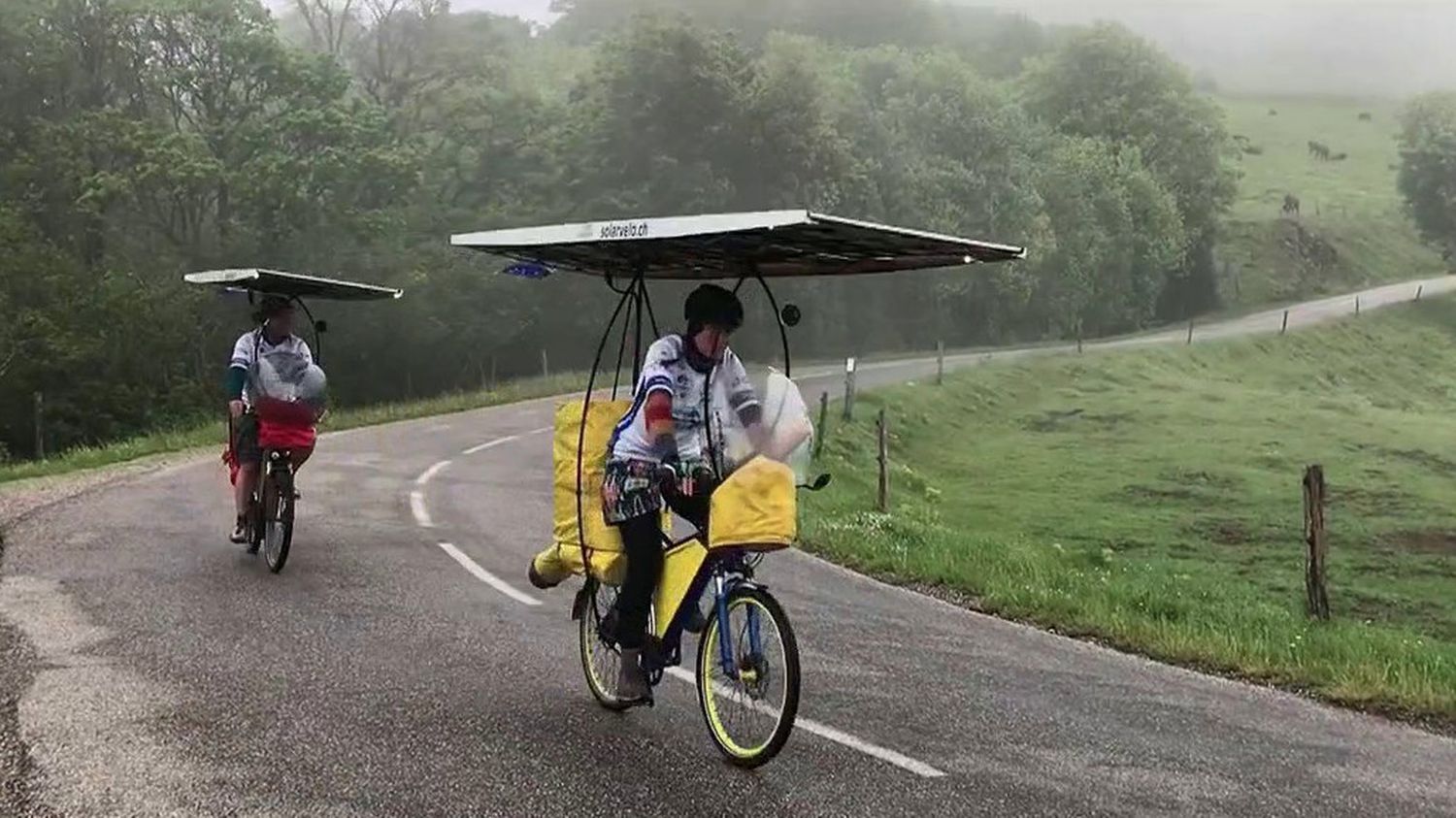 Sun Trip : un tour de l'Europe en vélo électrique alimenté par un panneau solaire