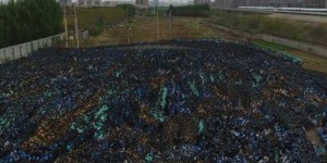 Chine : des milliers de vélos stationnent dans des cimetières géants