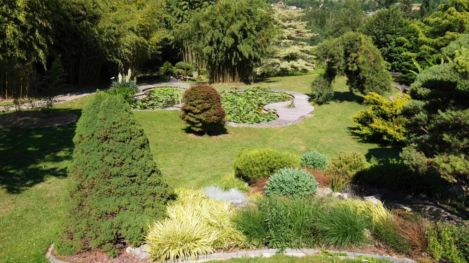 Jardin. Les jardins aquatiques Acorus, en Haute-Saône