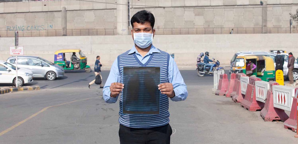 PHOTOS. New Delhi : ils exhibent leurs poumons pour alerter contre la pollution
