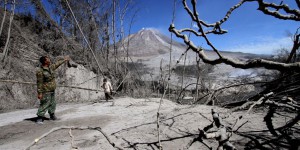 PHOTOS. Eruption du volcan Sinabung en Indonésie : un paysage de cendres