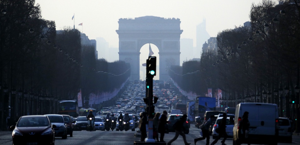 Pollution : comment fonctionneront les nouvelles vignettes automobiles ?