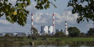 La France autorise ses centrales à charbon à fonctionner plus longtemps pour éviter des coupures cet hiver