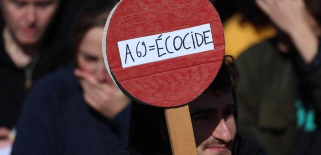 Des milliers d’opposants au projet de l’A69 réunis près de Castres avant une manifestation
