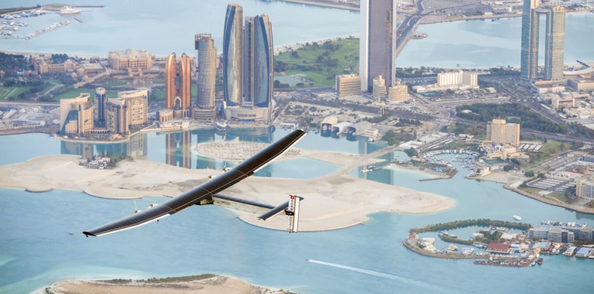 Tour du monde à l'énergie solaire, Solar Impulse 2 a décollé