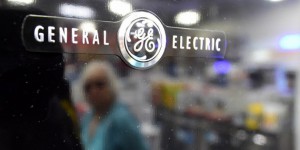 Les salariés de General Electric manifestent à Paris vendredi