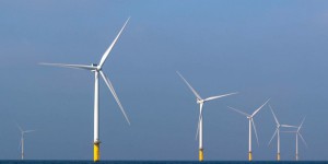 Emmanuel Macron inaugure le premier parc éolien éolien en mer