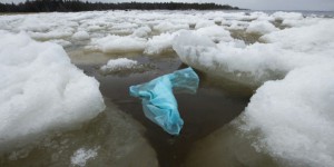 Pollution plastique:  Un sommet ministériel pour donner un élan aux négociations