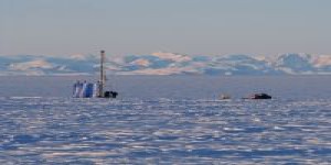 Un immense aquifère découvert dans les névés du Groenland