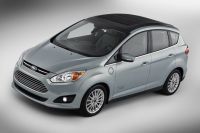En bref : Ford présentera une voiture hybride solaire