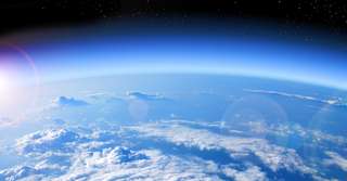 Le trou dans la couche d’ozone se referme lentement mais sûrement