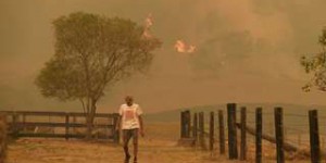Toujours en proie aux incendies, l’est de l’Australie suffoque