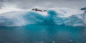 Antarctique : la moitié des barrières de glace sont fragilisées par le réchauffement climatique