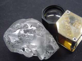 Découverte d'un énorme diamant de 422 carats au Lesotho