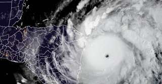 L’ouragan Iota s'est renforcé et devient le plus puissant de l'année