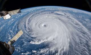 Avec le réchauffement climatique, « les ouragans causeront de plus en plus de dommages et coûteront de plus en plus de vies »