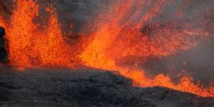 Le volcan le Piton de la Fournaise à La Réunion s’est réveillé cette nuit