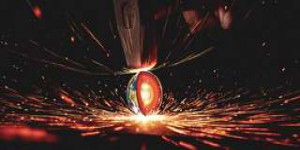 Un secret du noyau de la Terre révélé avec du fer comprimé à l'extrême par laser