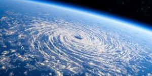 Les cyclones tropicaux, ouragans et typhons frapperont de plus en plus aux latitudes moyennes