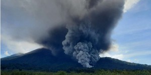 Éruption en cours du Fuego : 1 000 personnes évacuées