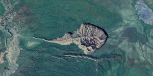 Des images impressionnantes de « la porte de l’Enfer », le plus grand gouffre dans le permafrost du monde