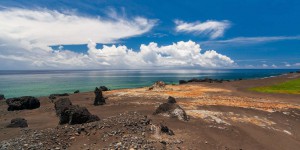 Images fascinantes de l'éruption sous-marine au large au large de l’île d’Iwo-Jima au Japon !