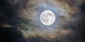 Comment la Lune s’est-elle formée et quel est son âge ?
