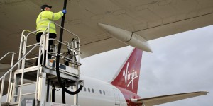 Ce Boeing 787 boucle le premier vol transatlantique 100% « carburant durable »