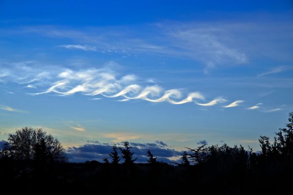 Des “vagues de nuages” d’une grande beauté observées près de Nîmes
