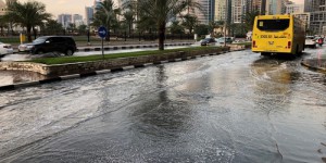 Scènes de fin du monde à Dubaï : des pluies diluviennes métamorphosent la ville (Images)