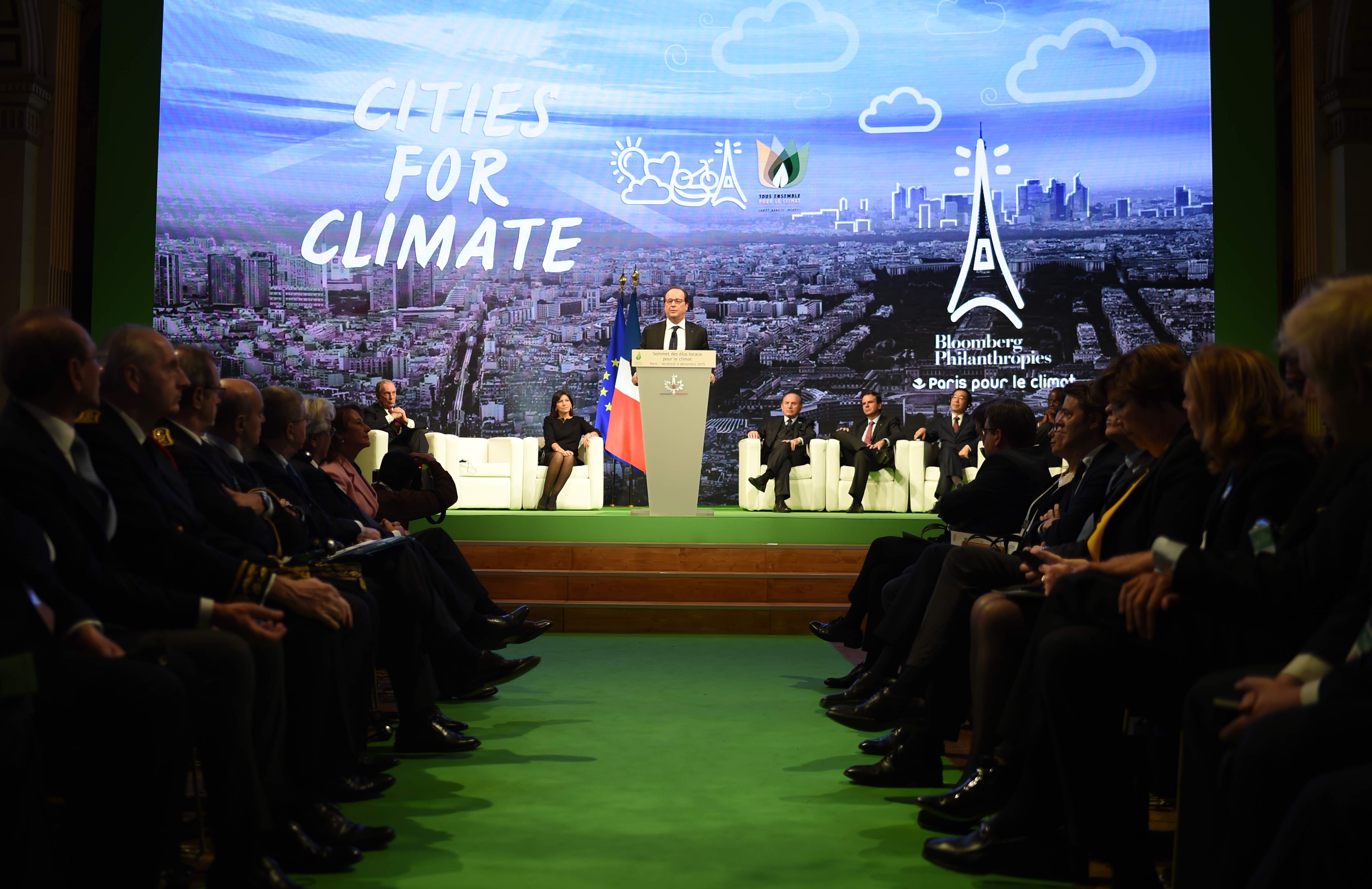COP21 : au bout du suspens, un accord universel sur le climat a été trouvé