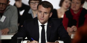 Climat: Macron prêt à un référendum sur les idées de la Convention citoyenne