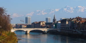 Grenoble: ouverture d'une voie réservée au covoiturage sur une autoroute