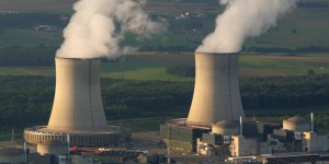 Nucléaire : pourquoi Emmanuel Macron veut construire de nouveaux réacteurs