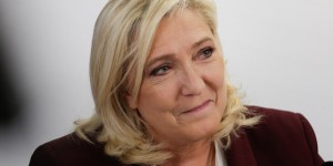 Transition énergétique : le programme extravagant et inquiétant de Marine Le Pen