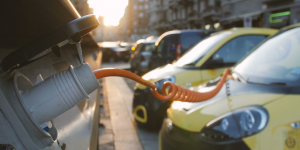 Achat de voitures électriques : le gouvernement prolonge sa prime de 6.000 euros