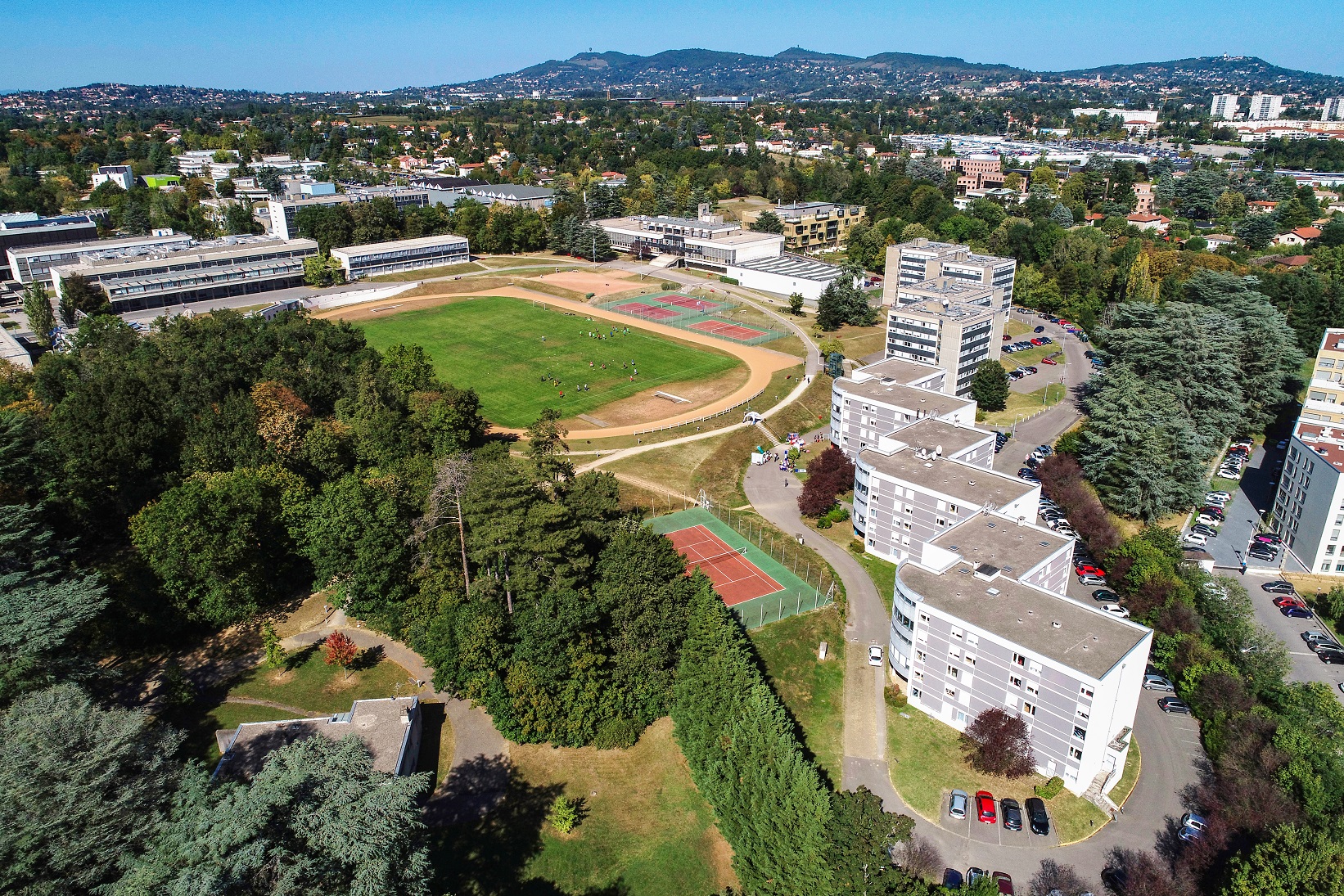 Transitions environnementales : comment Centrale Lyon veut devenir un Caltech à l’européenne