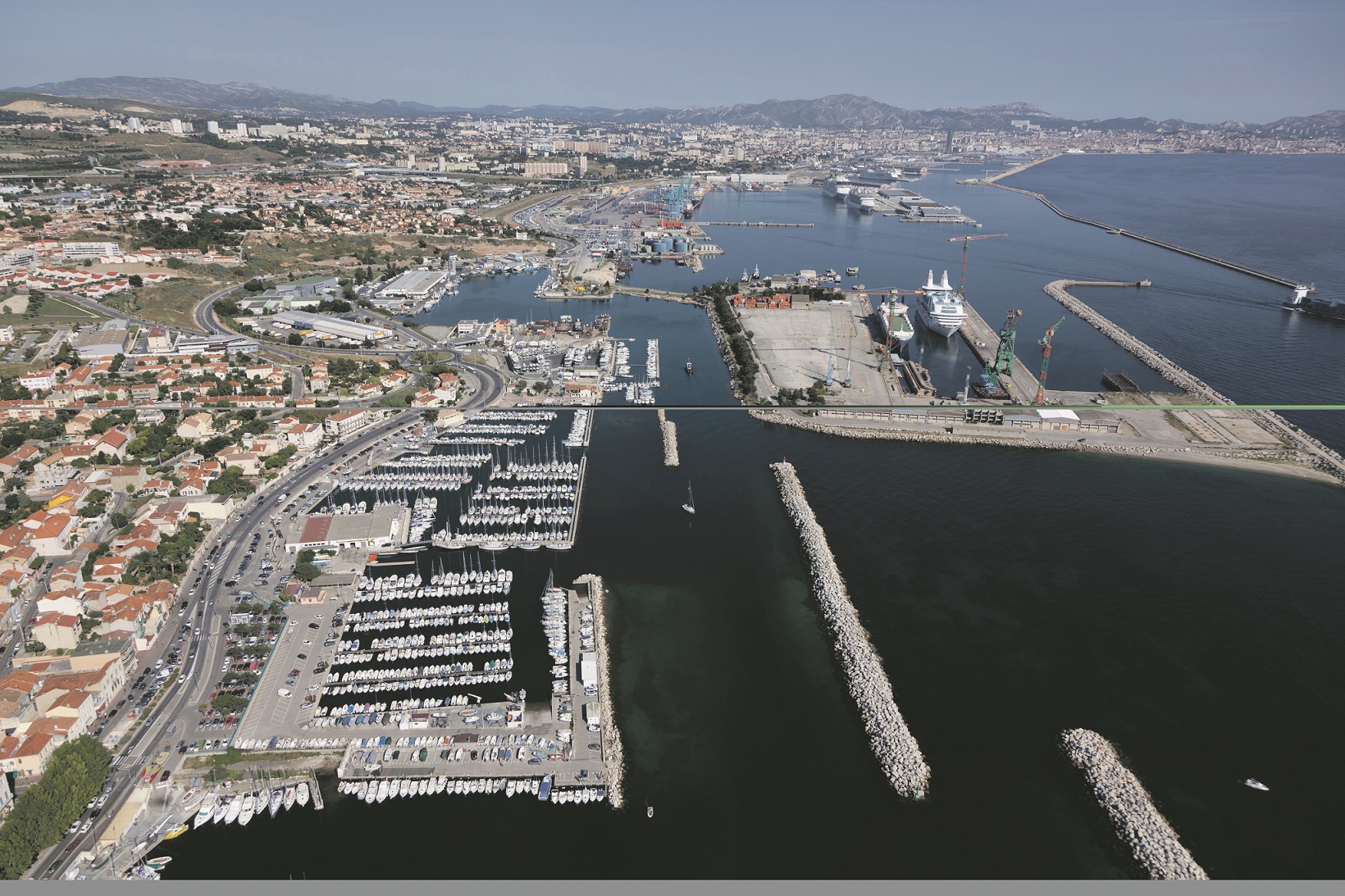 Marseille-Fos, un modèle économique qui privilégie la réindustrialisation autour de l'énergie et la logistique