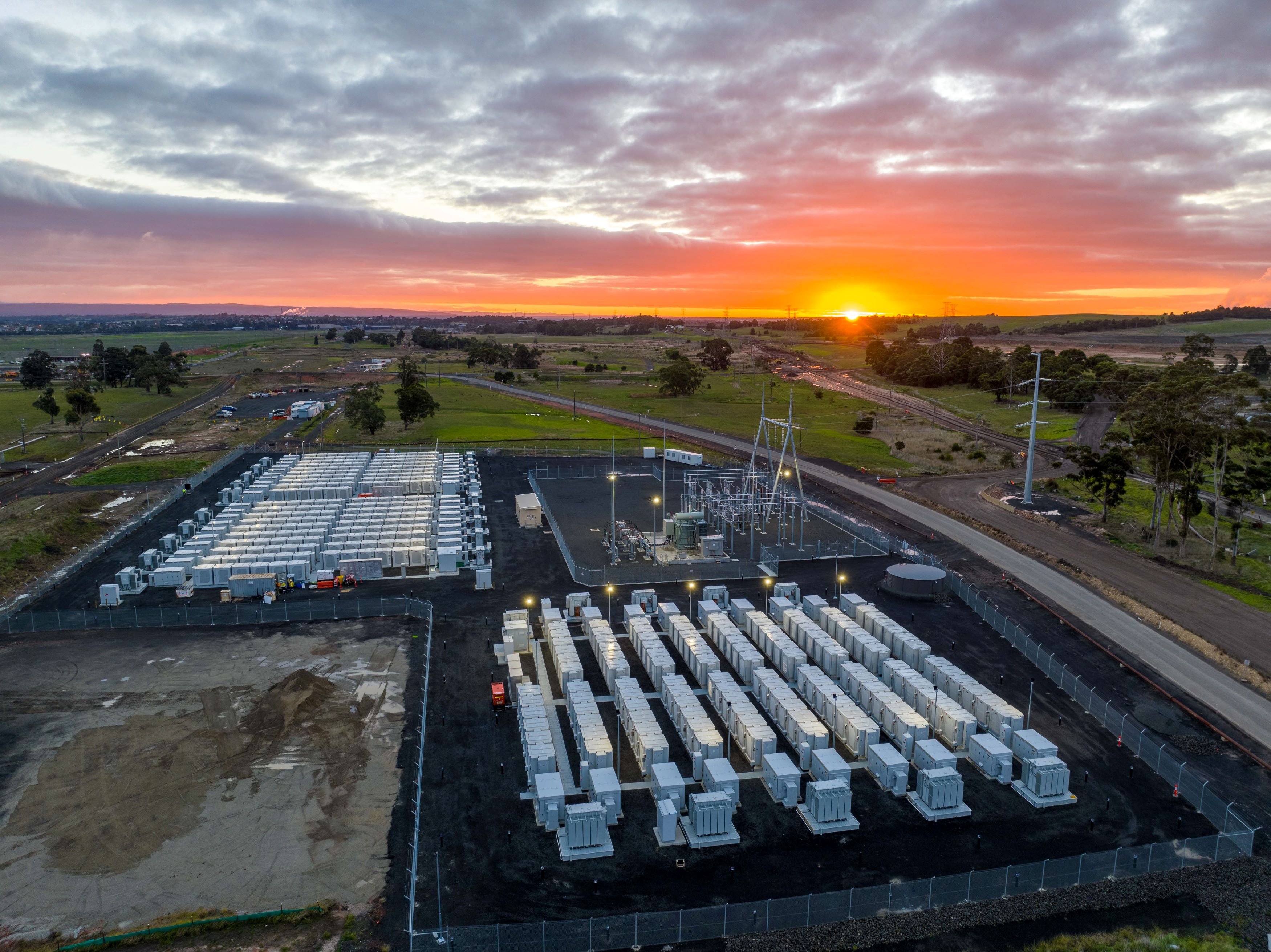 Engie inaugure son plus grand système de stockage d’énergie par batterie, en Australie
