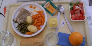 A l'hôpital, le casse-tête de la bonne bouffe (épisode 1) : cuisinée sur place ou importée ?