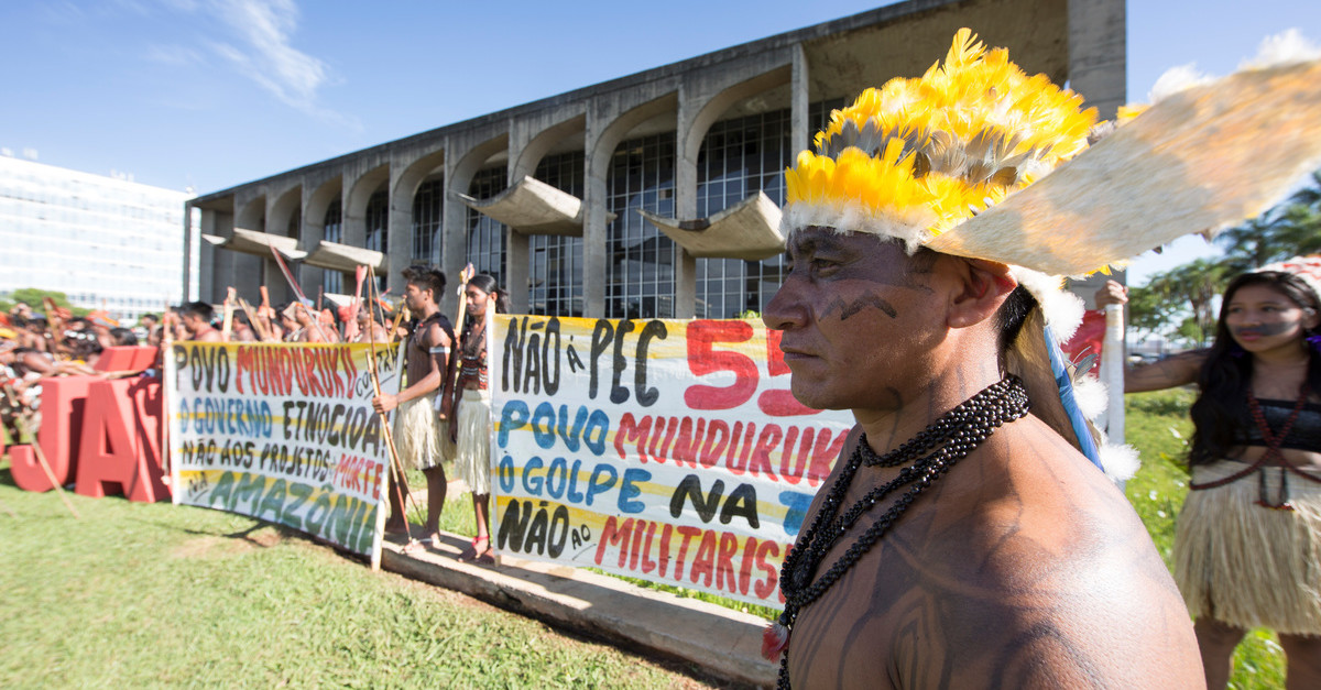 Plus de 1,3 million de signatures pour les Munduruku