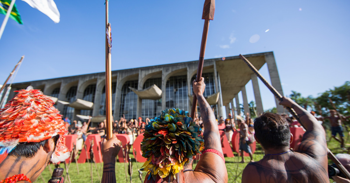 Brésil : offensive du gouvernement contre les droits des populations autochtones
