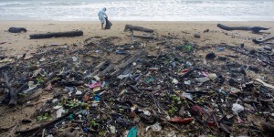 Le plastique, fléau des océans
