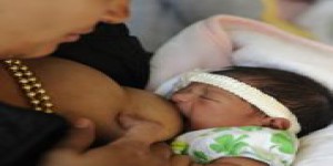 Abou Dhabi oblige les mères à allaiter deux ans